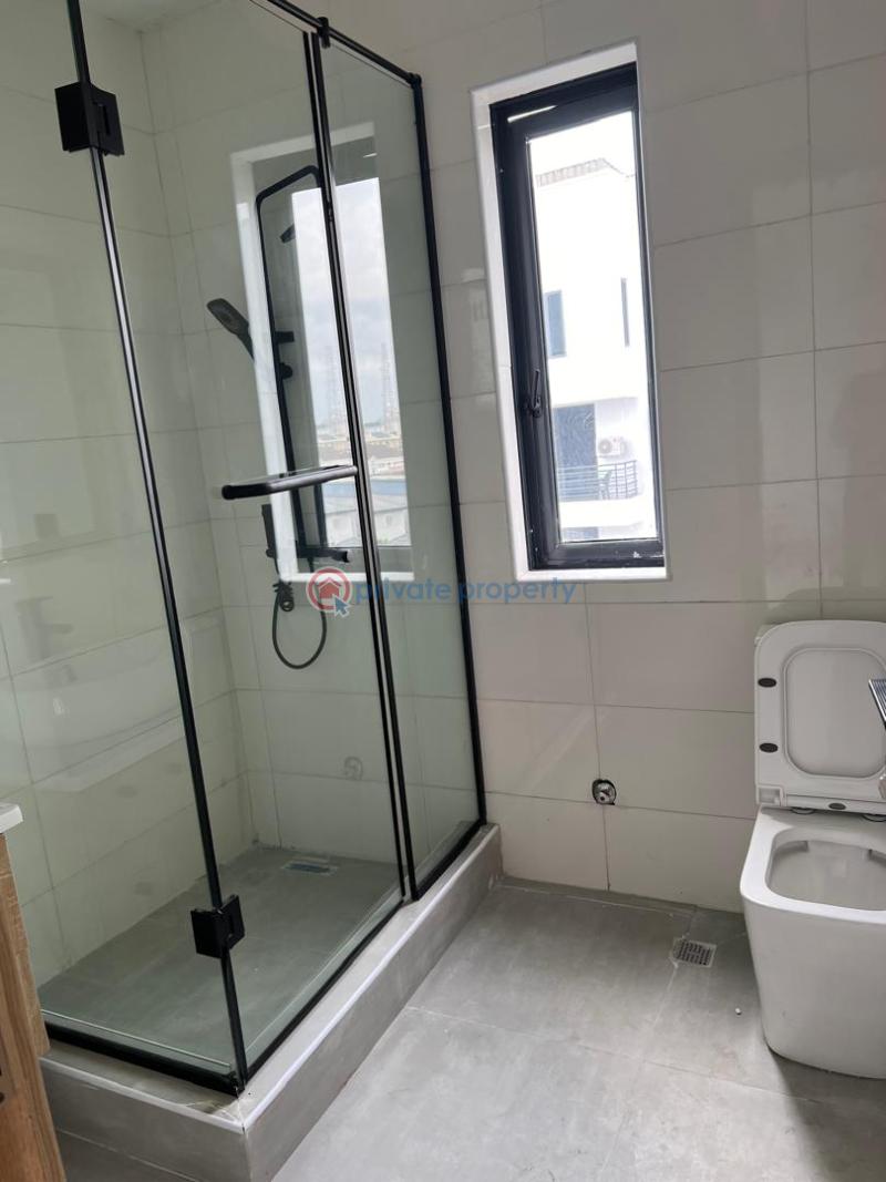 2 bedroom Block Of Flats For Sale Lekki Phase 1 Lagos - 3