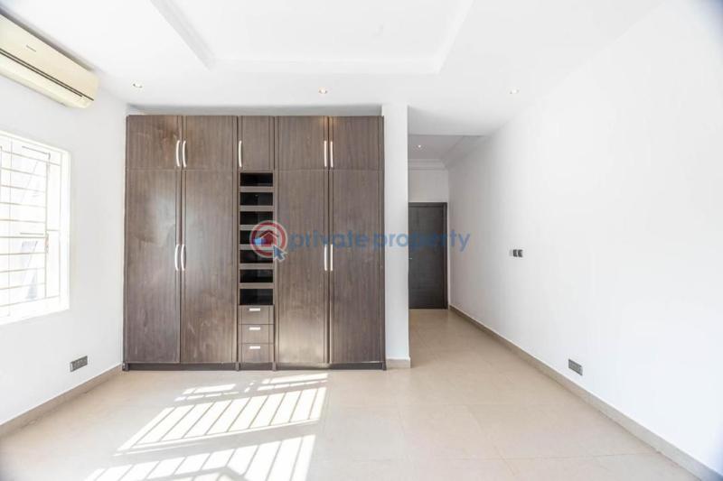 2 bedroom Flat & Apartment For Rent Banana Island Ikoyi Lagos - 2