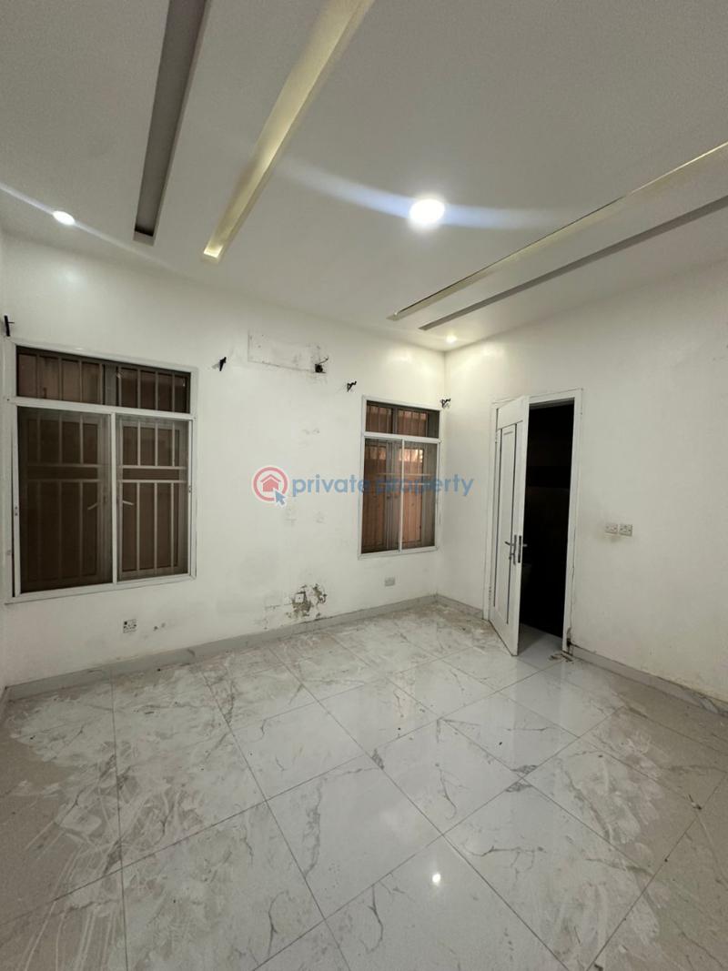 2 bedroom Flat & Apartment For Sale Lekki Phase 1 Lagos - 3
