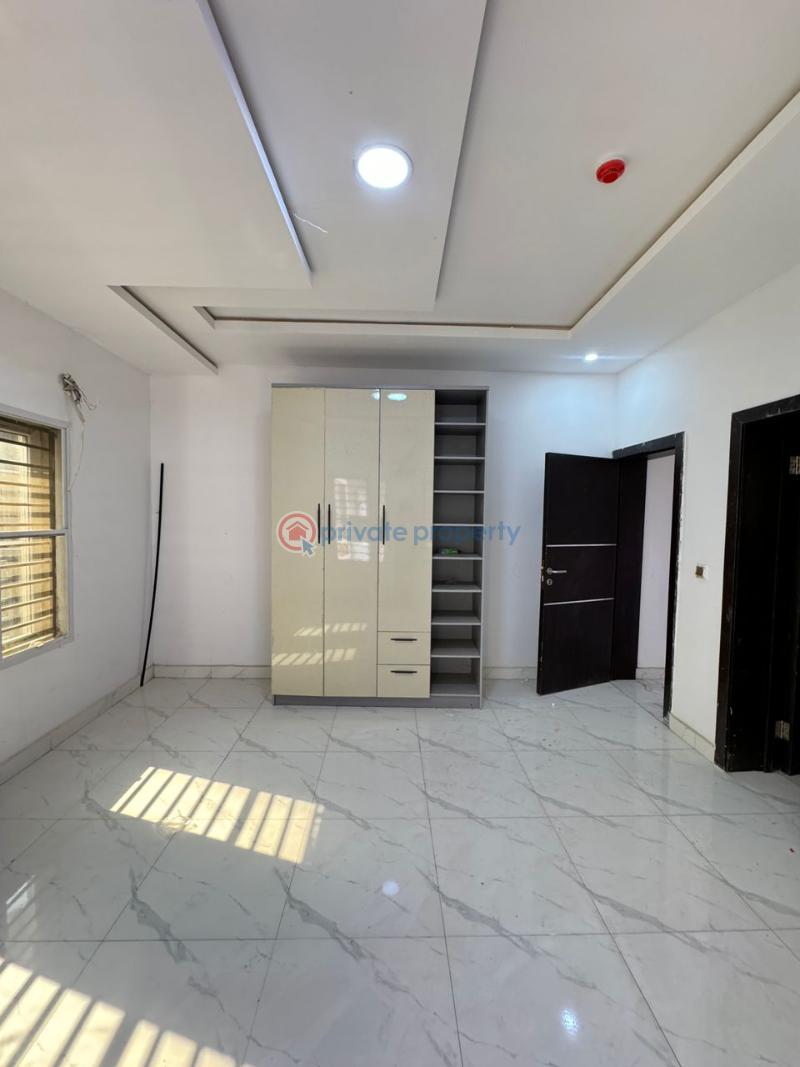 2-bedroom apartment with bq - 8 2 bedroom Flat & Apartment For Sale Lekki Phase 1 Lagos - 8