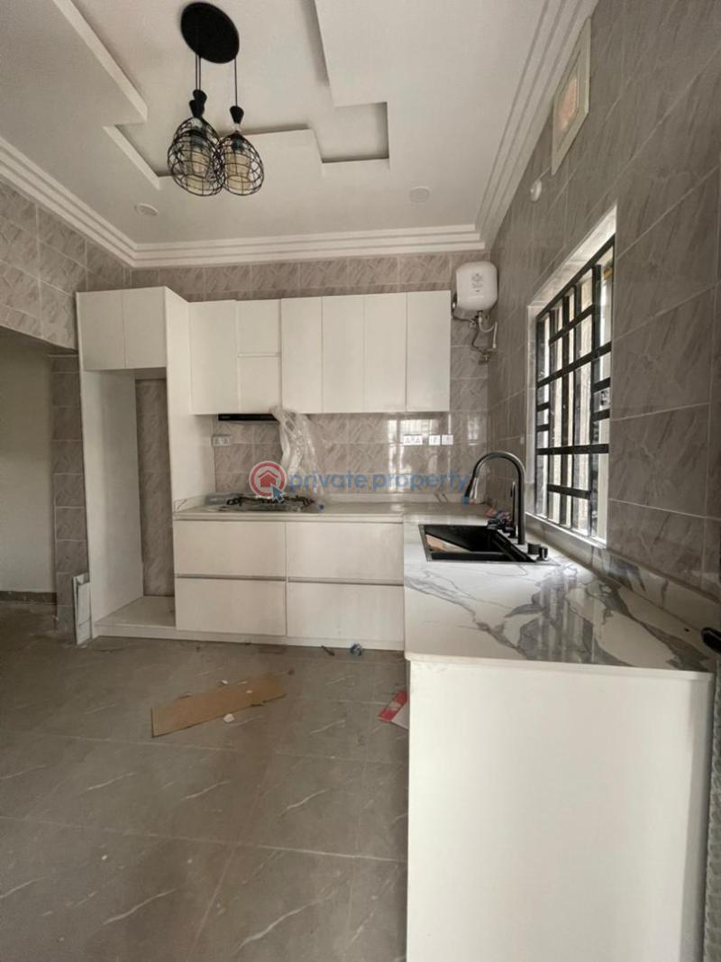 House For Rent Shobande/palace Area, Akala Estate, Akobo Ibadan. 4 Ibadan Oyo - 1