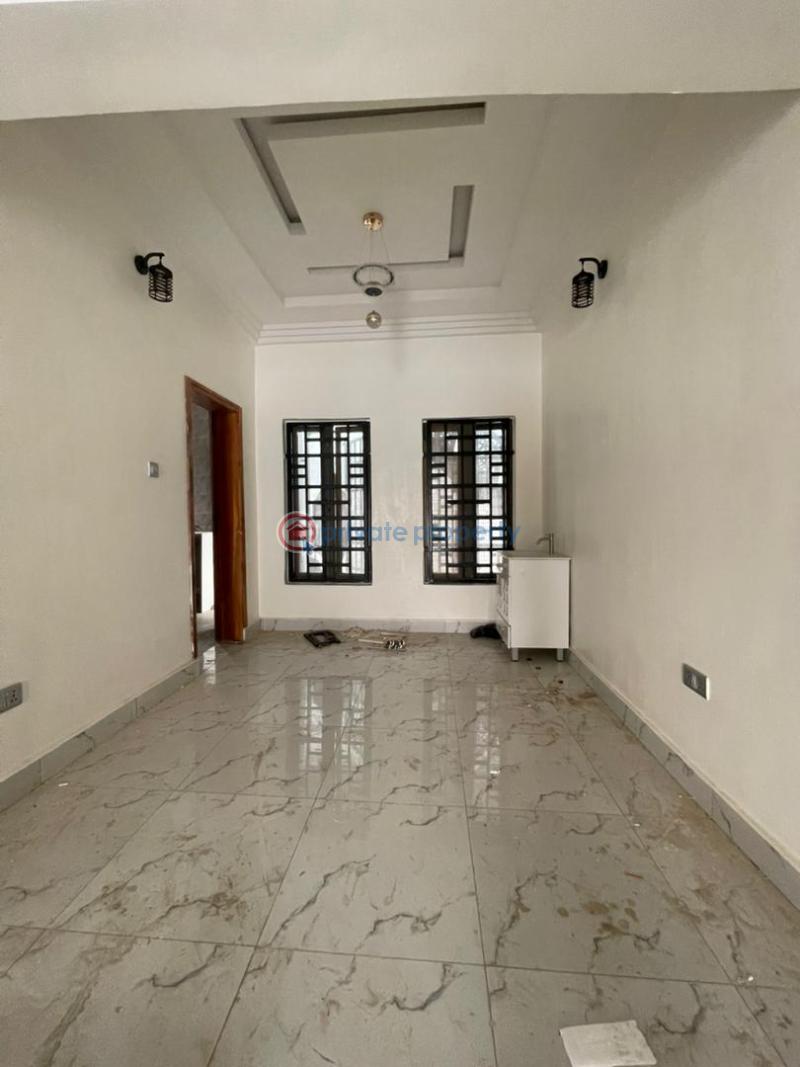 House For Rent Shobande/palace Area, Akala Estate, Akobo Ibadan. 4 Ibadan Oyo - 2
