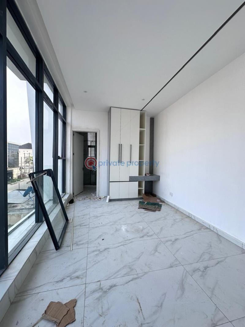 2 bedroom Self Contain For Sale Lekki Phase 1 Lagos - 4