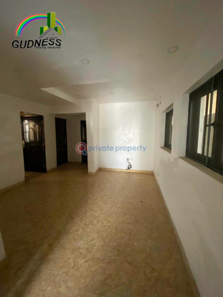 For rent: 2 bedroom Flat & Apartment Lekki Scheme 2 Abraham Adesanya