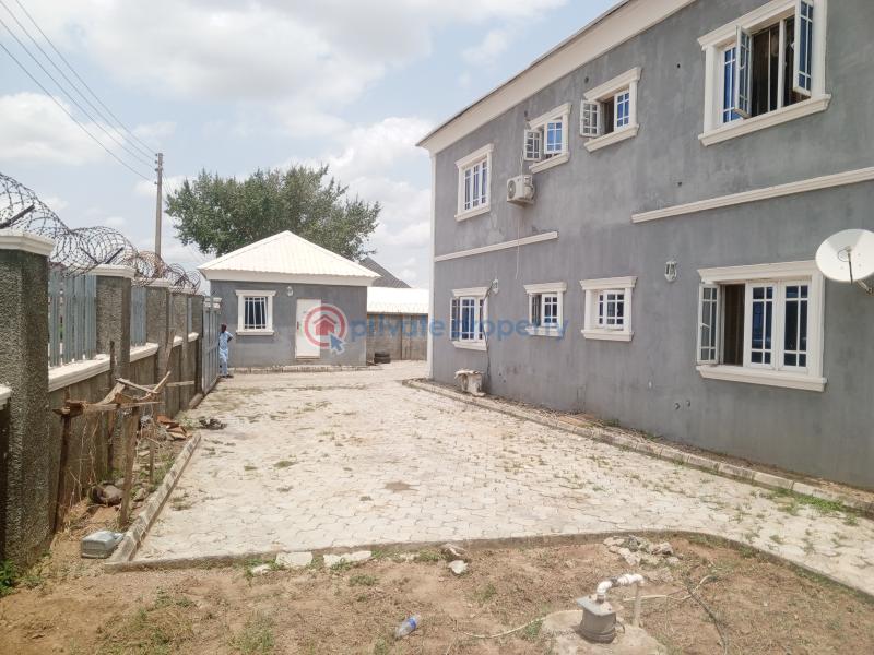 8 bedroom Block Of Flats For Sale F.h.a Lugbe Abuja Phase 4  - 5