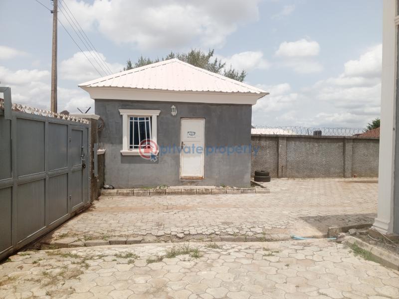 8 bedroom Block Of Flats For Sale F.h.a Lugbe Abuja Phase 4  - 4
