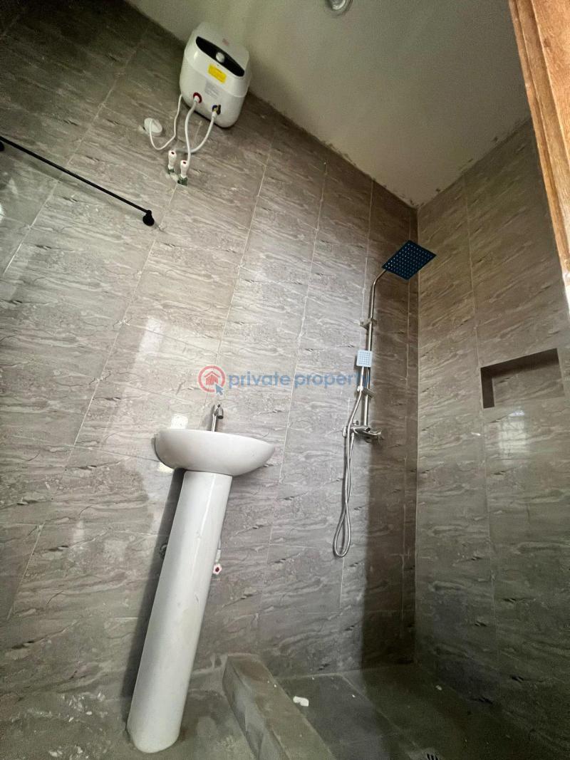 2 bedroom Block Of Flats For Rent Ifako Gbagada Ifako-Gbagada Lagos - 2