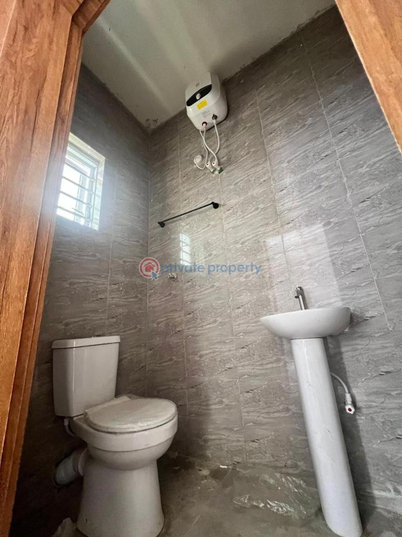 2 bedroom Block Of Flats For Rent Ifako Gbagada Ifako-Gbagada Lagos - 9