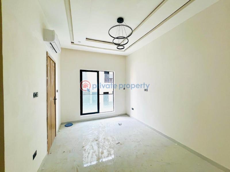 2 bedroom apartments in a fully serviced estate with swimming pool - 9 2 bedroom Block Of Flats For Sale Ikate Elegushi Lekki Lagos - 9