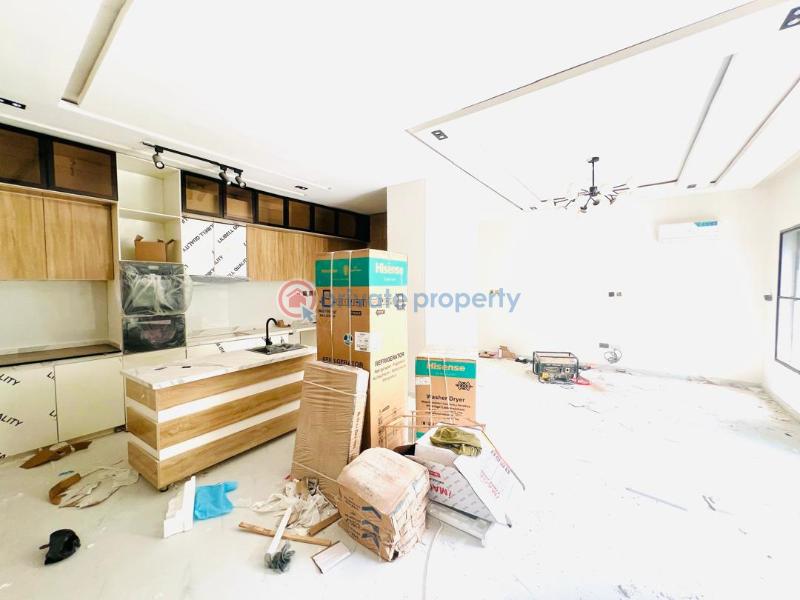 2 bedroom apartments in a fully serviced estate with swimming pool - 4 2 bedroom Block Of Flats For Sale Ikate Elegushi Lekki Lagos - 4