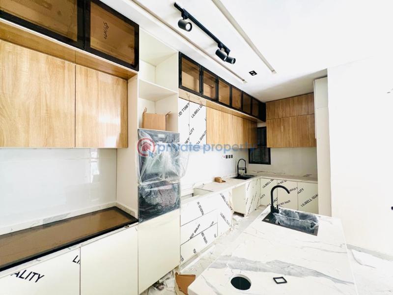 2 bedroom apartments in a fully serviced estate with swimming pool - 5 2 bedroom Block Of Flats For Sale Ikate Elegushi Lekki Lagos - 5