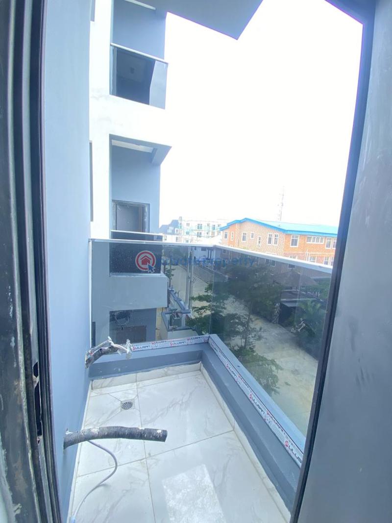 2 bedroom Shared Apartment For Sale Ologolo Lekki Lagos - 2