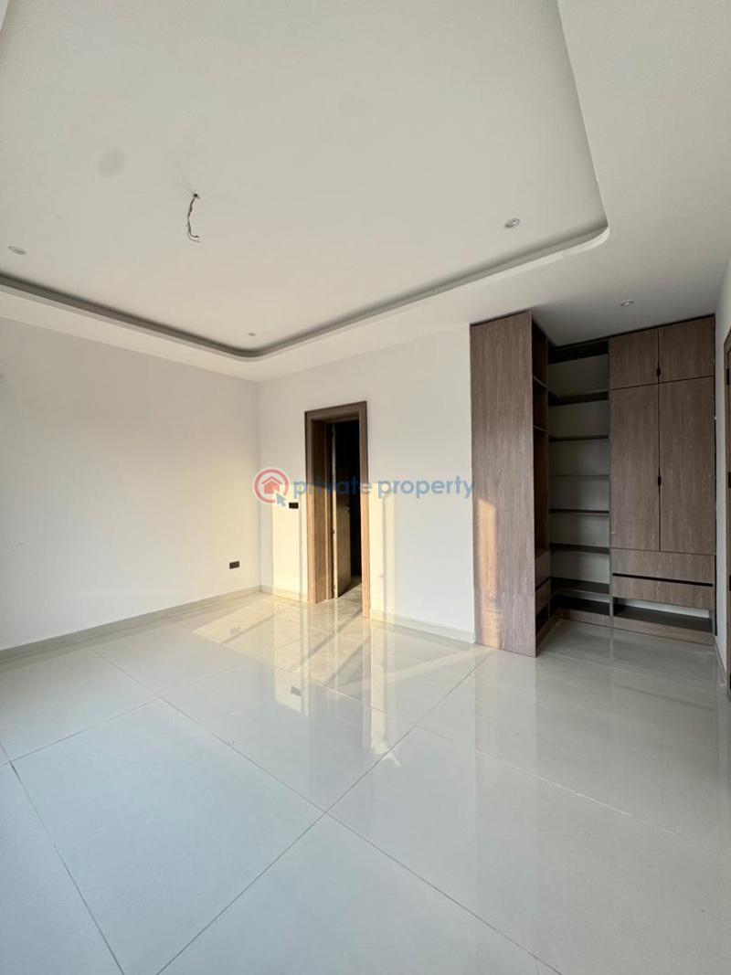 2 bedroom Flat & Apartment For Sale Lekki Phase 1 Lagos - 2