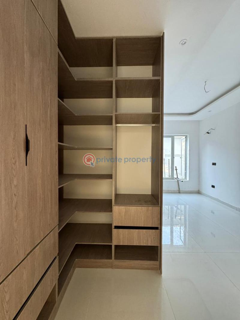 2 bedroom Flat & Apartment For Sale Lekki Phase 1 Lagos - 3