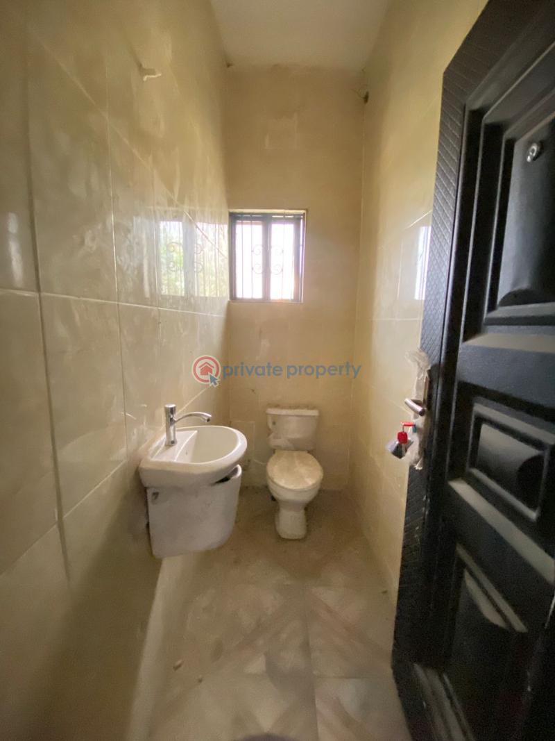 2 bedroom Flat & Apartment For Rent Seaside Badore Ajah Lagos - 11