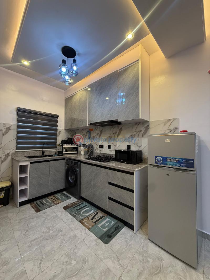 Flat & Apartment Short let St., Akala Express, Ibadan Ibadan Oyo - 6
