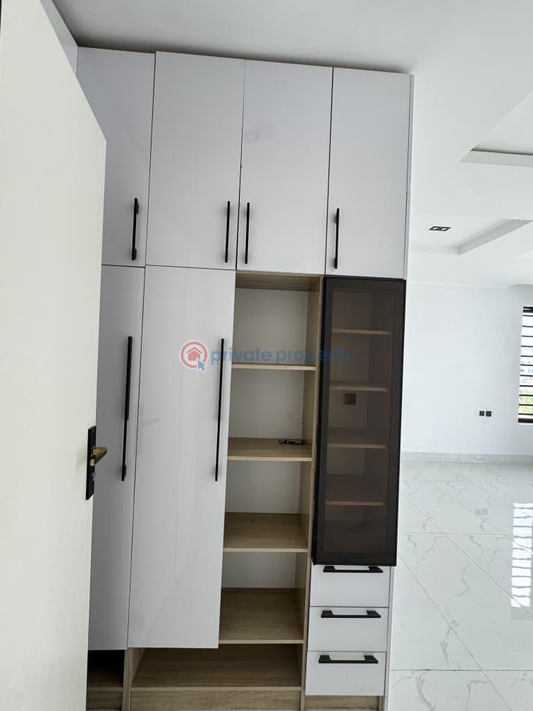 2 bedroom Flat & Apartment For Sale Lekki Phase 1 Lagos - 4