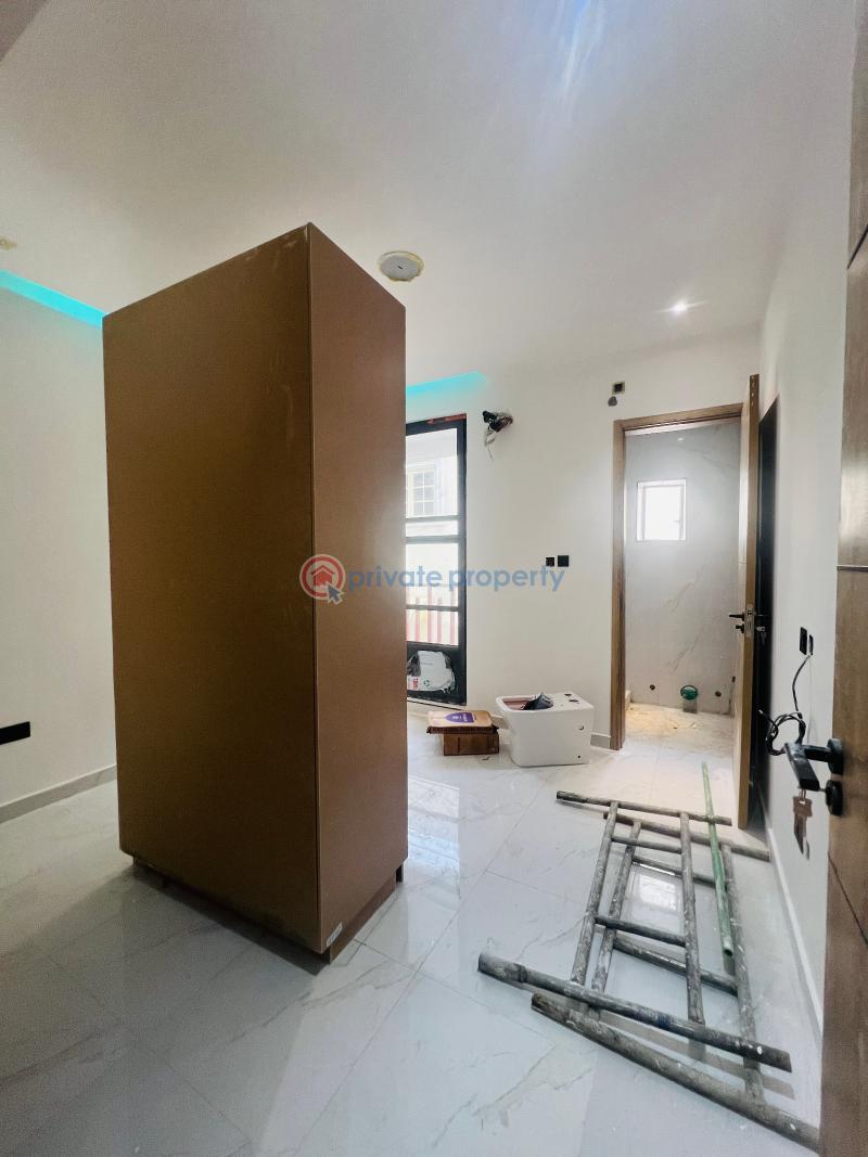 2 bedroom Block Of Flats For Sale 2 Bed Apartments Lekki Phase 1 Lagos - 9