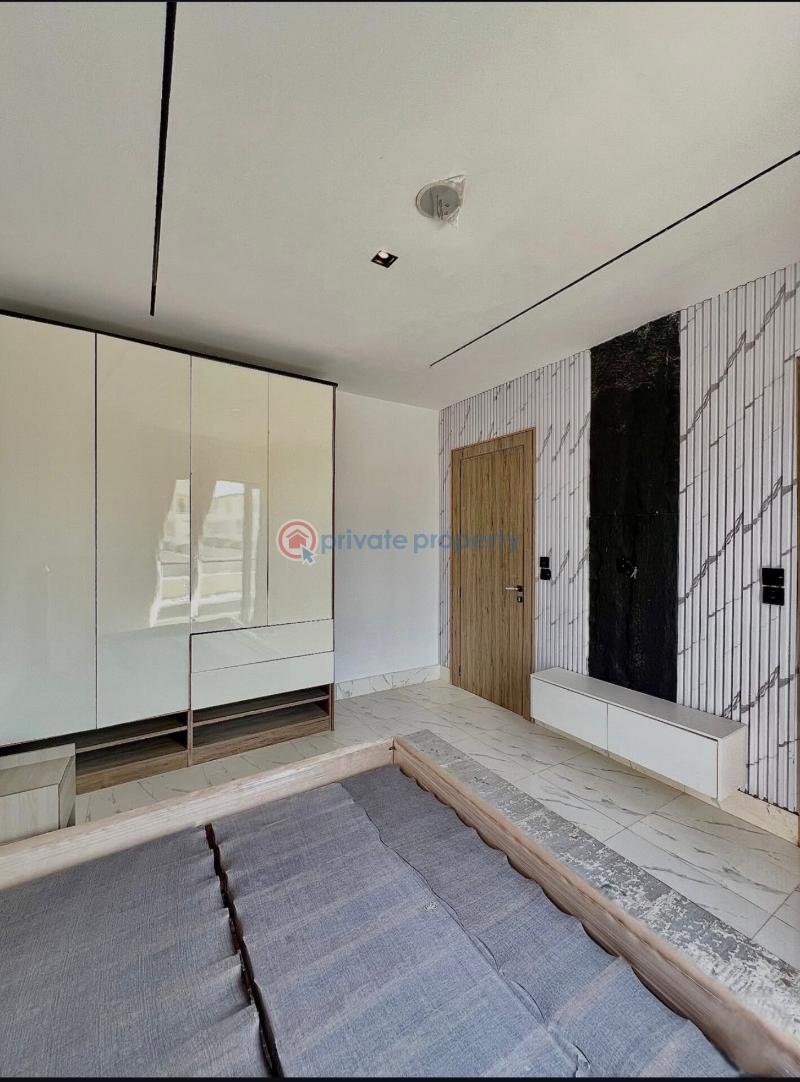 2 bedroom Block Of Flats For Sale Along Lekki Expressway Lagos - 25