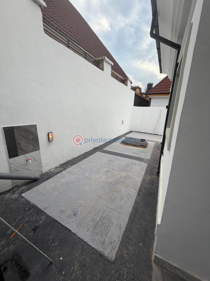 2 bedroom Semi detached Bungalow For Sale Centenary City Enugu Area  - 5