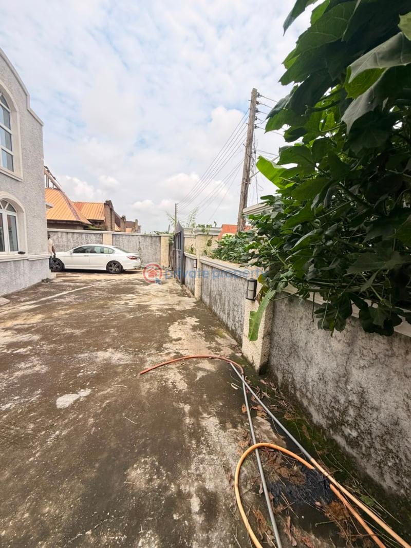 2 bedroom Bungalow For Sale Galadimawa Abuja Phase 3  - 8