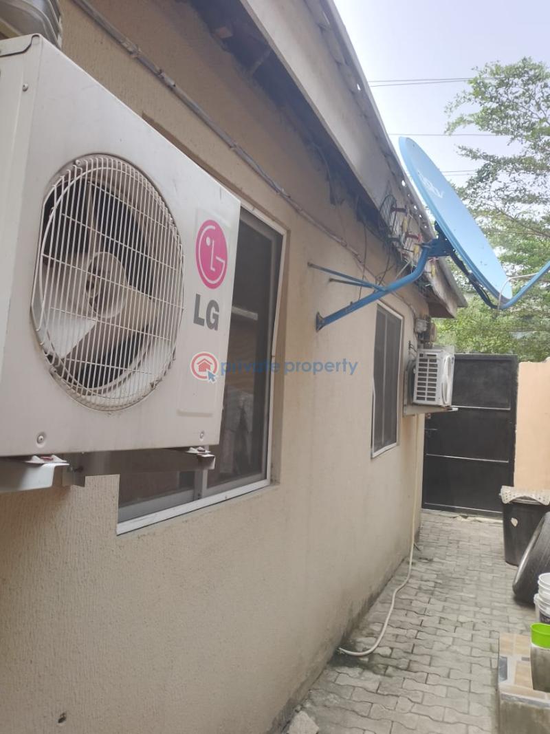 2 bedroom Detached Bungalow For Sale Oniru Victoria Island Lagos - 1