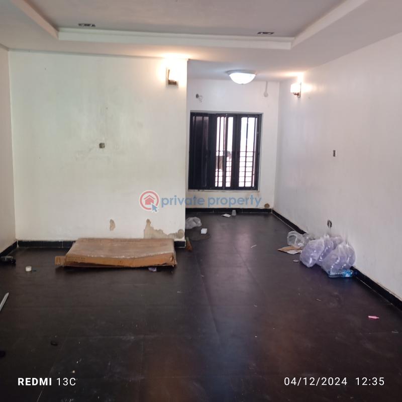 2 bedroom Block Of Flats For Rent Osapa London Lekki Lagos - 0