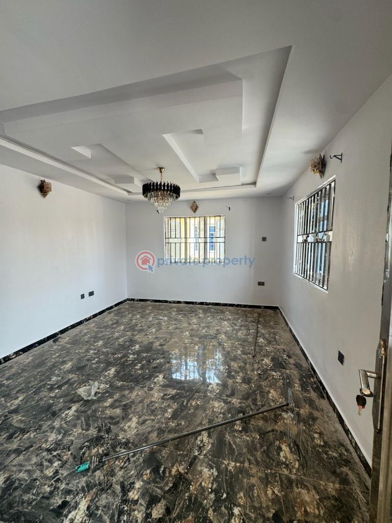 2 bedroom Block Of Flats For Rent Akinsola Farm, Alapata, After Lifeforte Apete Ibadan Oyo - 11