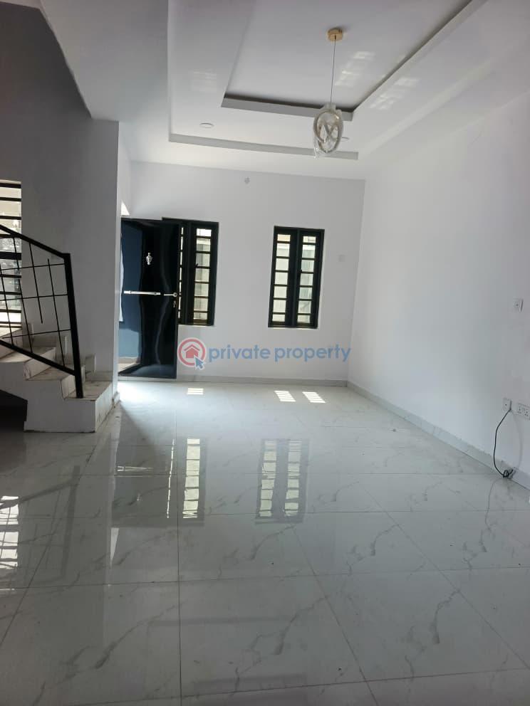 2 bedroom Duplex For Rent Golden Palace, Opp. Wcci Junction, Akala Express, Oluyole Extension, Ibadan Akala Express Ibadan Oyo - 3