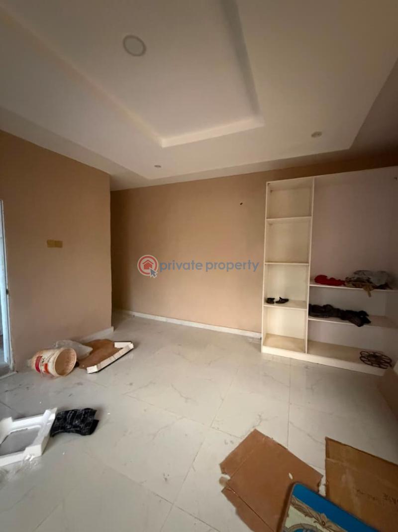 2 bedroom Block Of Flats For Rent Alalubosa Gra, Ibadan Alalubosa Ibadan Oyo - 3
