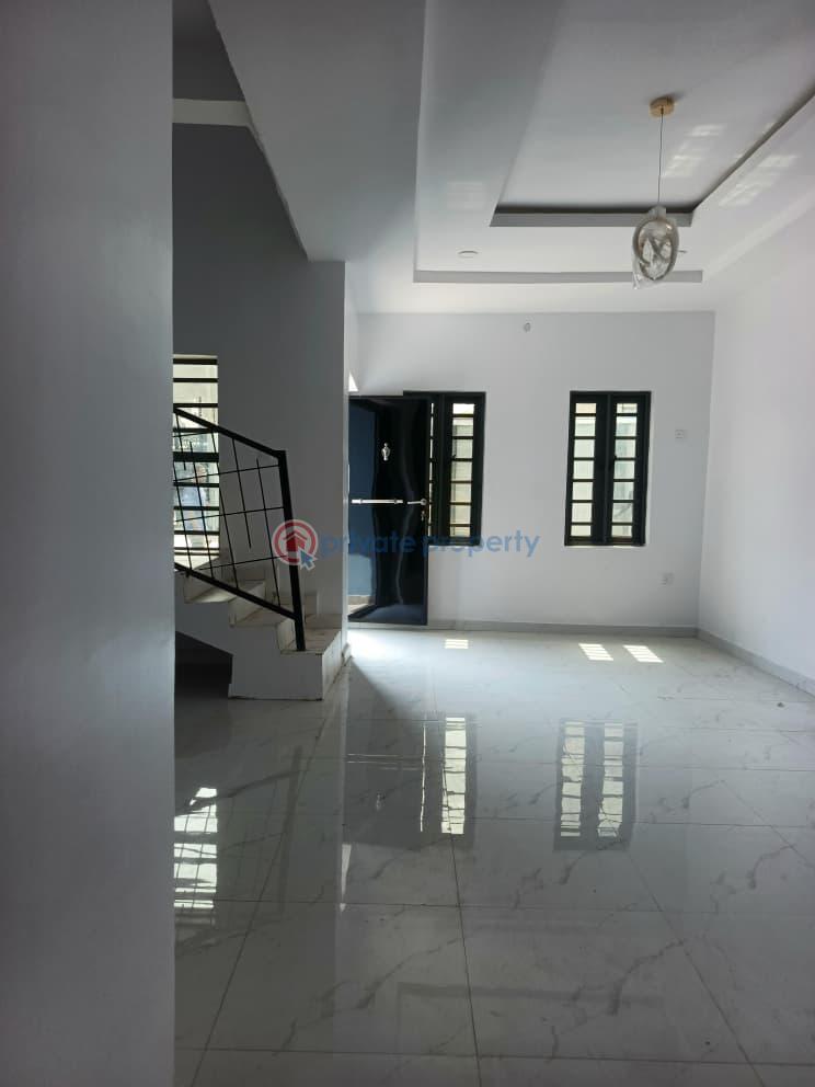 2 bedroom Duplex For Rent Golden Palace, Opp. Wcci Junction, Akala Express, Oluyole Extension, Ibadan Akala Express Ibadan Oyo - 4