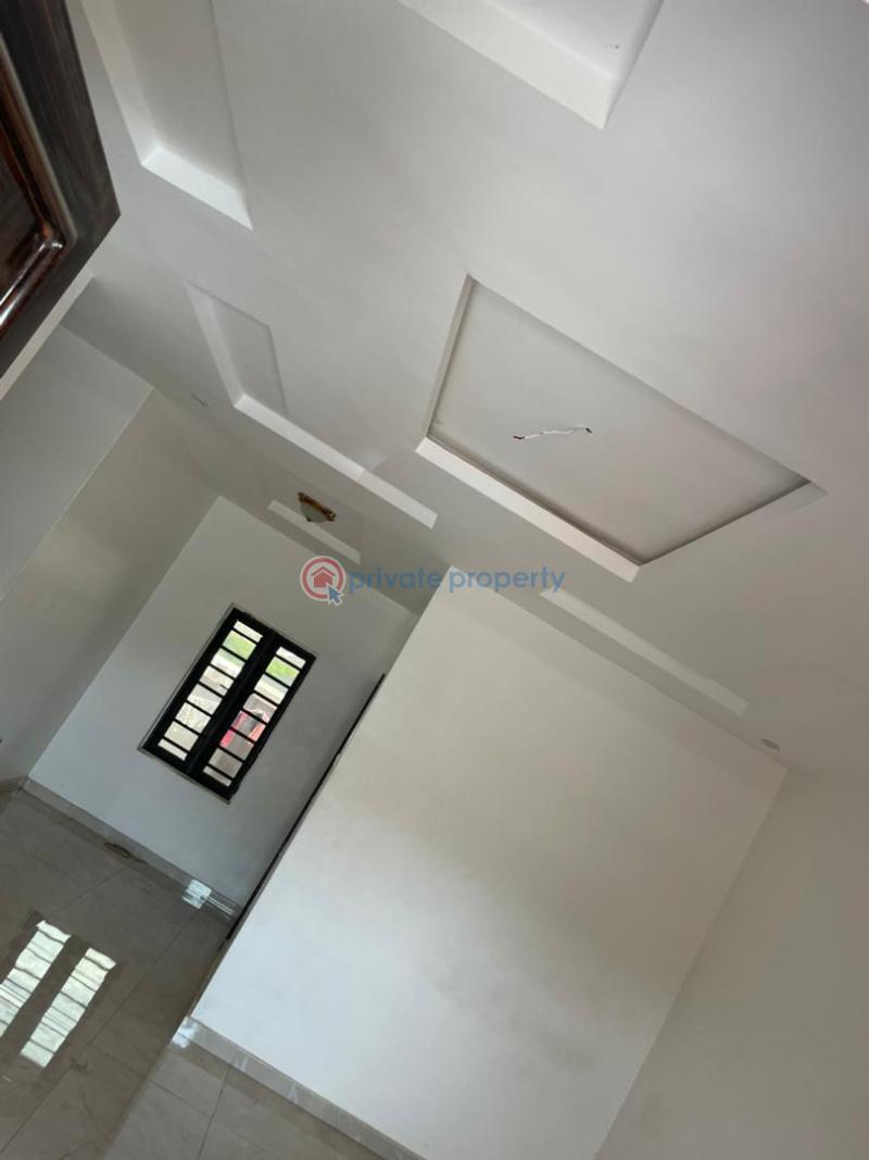2 bedroom Block Of Flats For Rent Dalom School, Ateere, Akala Express, Ibadan Akala Express Ibadan Oyo - 0