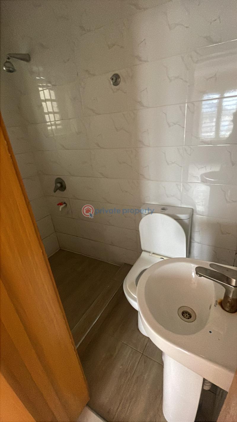 2 bedroom Block Of Flats For Rent Olowora Omole Phase 2 Extension Olowora Ojodu Lagos - 12