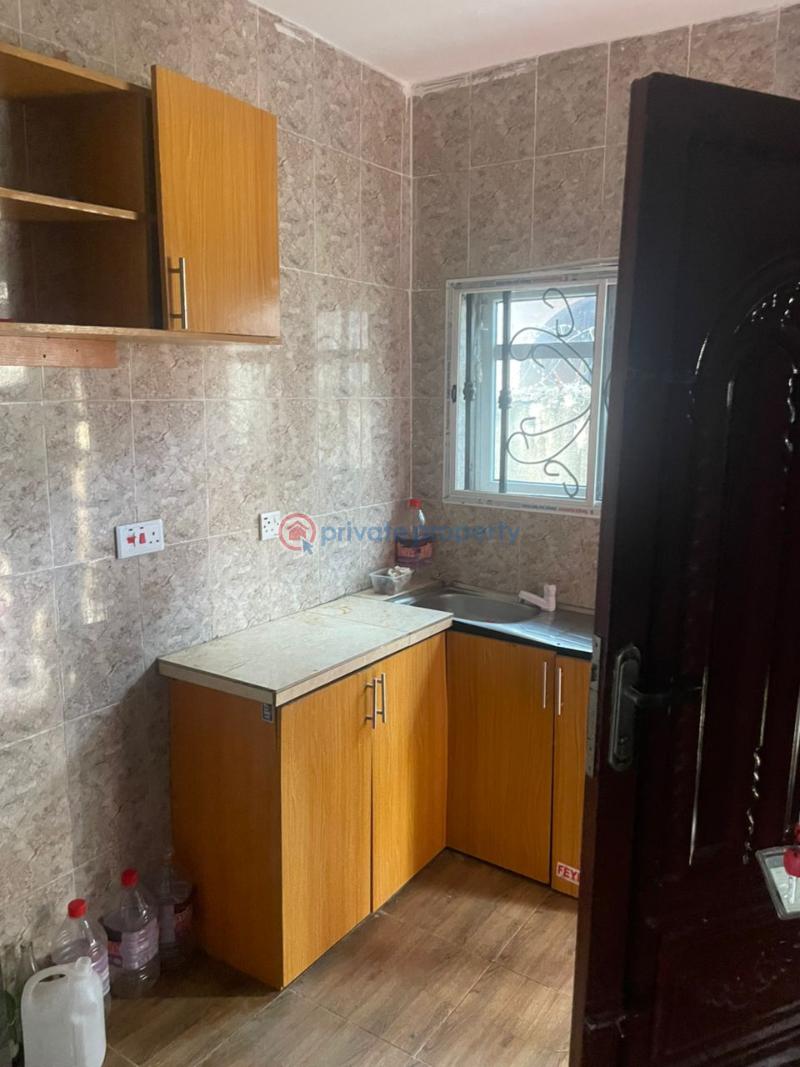 2 bedroom Block Of Flats For Rent Idi Ahun, Elebu, Akala Express, Ibadan Akala Express Ibadan Oyo - 0