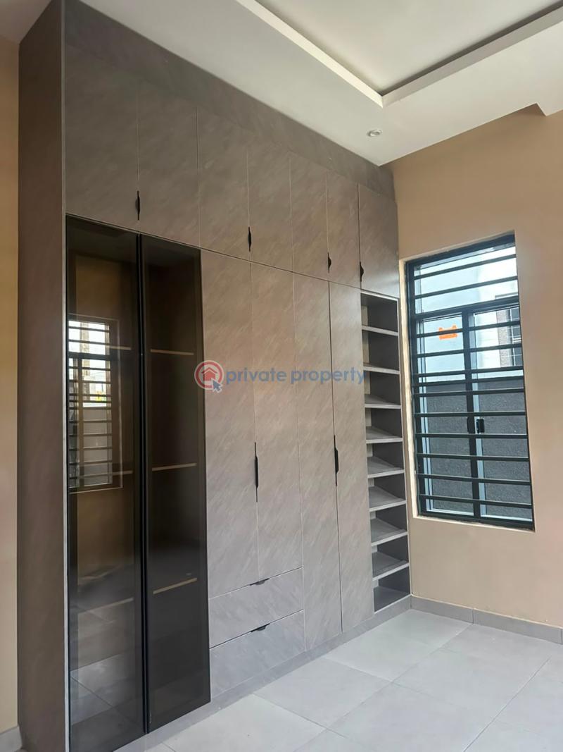 2 bedroom Flat & Apartment For Sale Awuse Estate Opebi Ikeja Lagos - 5