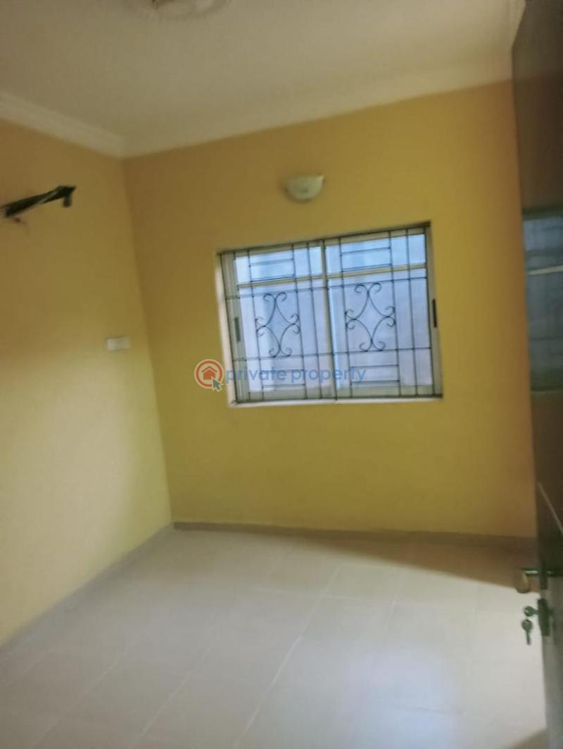 2 bedroom Block Of Flats For Rent Olowora Omole Phase 2 Extension Olowora Ojodu Lagos - 7
