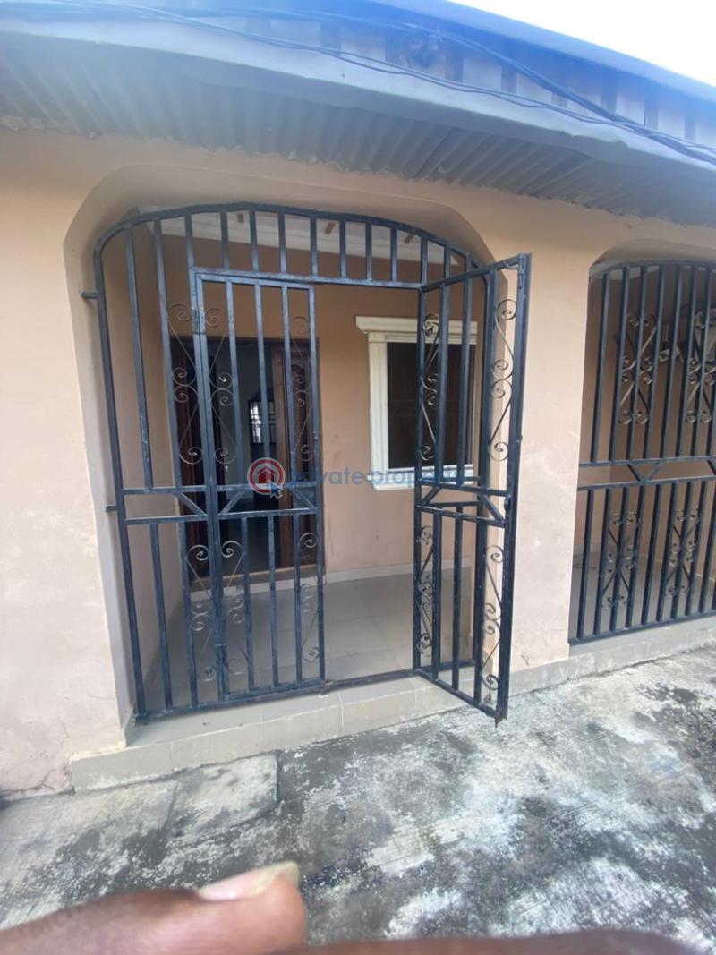 2 bedroom Block Of Flats For Rent Yidi, Elebu, Akala Express, Ibadan Akala Express Ibadan Oyo - 8
