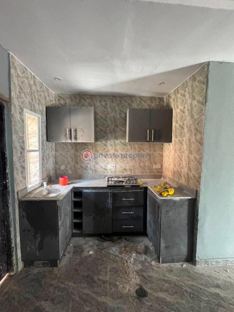 2 bedroom Block Of Flats For Rent Bashorun, Ibadan Basorun Ibadan Oyo - 1