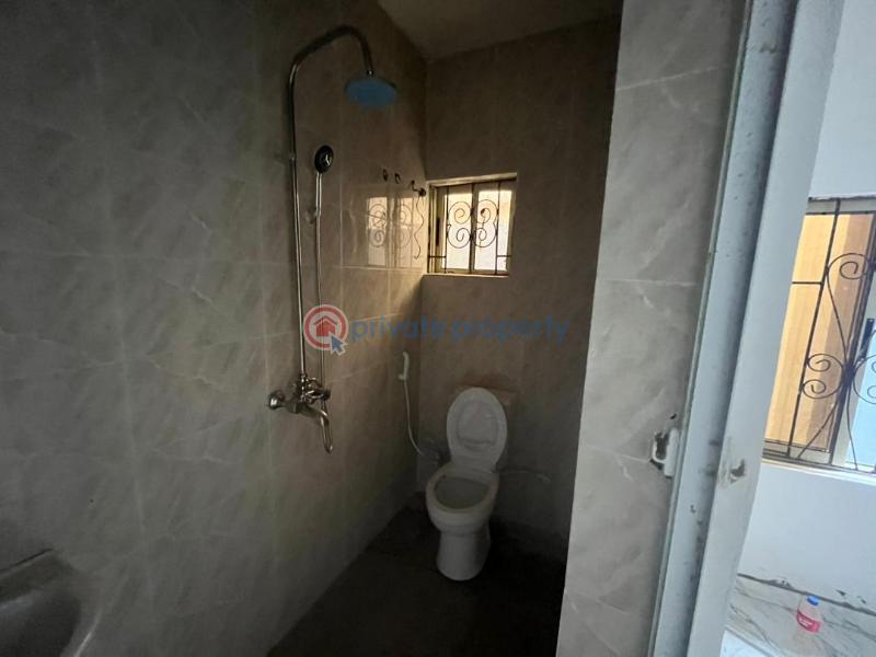 2 bedroom Block Of Flats For Rent Olowora Magodo Olowora Ojodu Lagos - 5