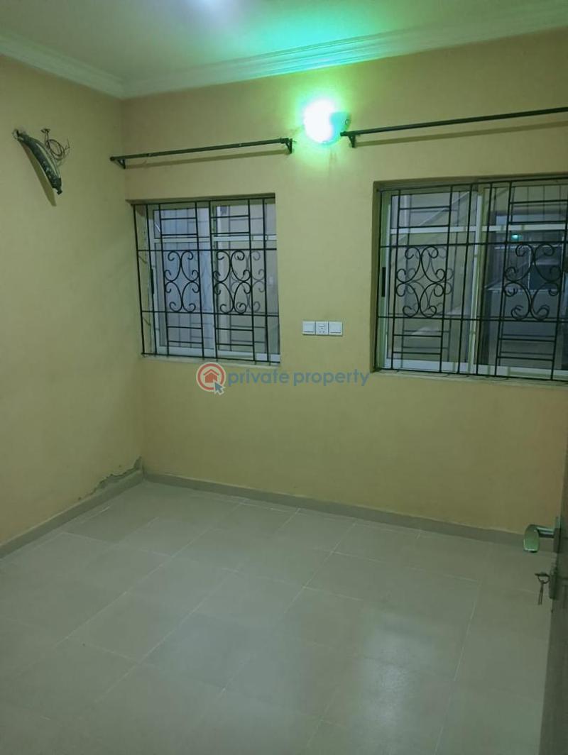 2 bedroom Block Of Flats For Rent Olowora Omole Phase 2 Extension Olowora Ojodu Lagos - 3