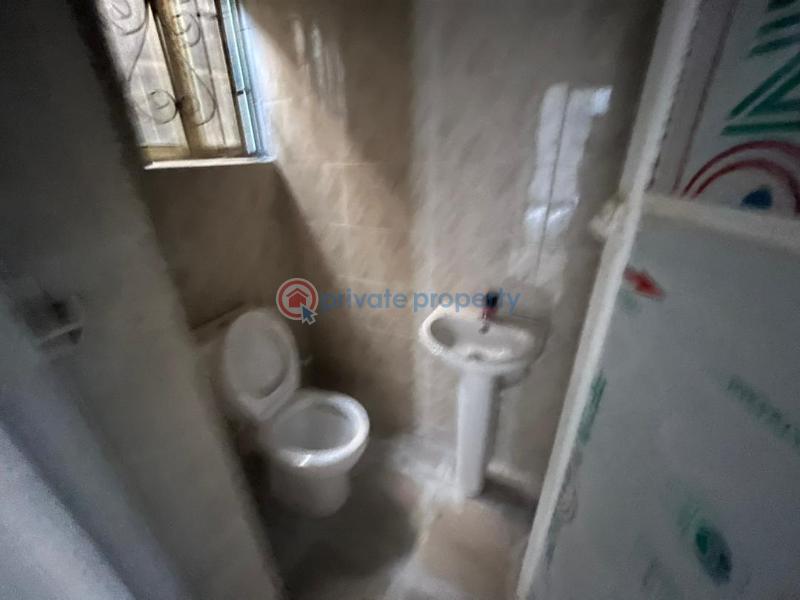 2 bedroom Block Of Flats For Rent Olowora Magodo Olowora Ojodu Lagos - 7