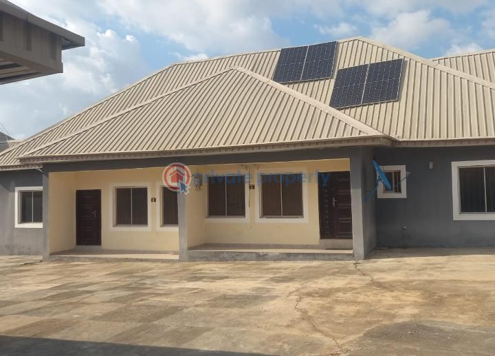 2 bedroom Block Of Flats For Rent Charity Drive, Akoto, Elebu, Akala Express, Ibadan Akala Express Ibadan Oyo - 0