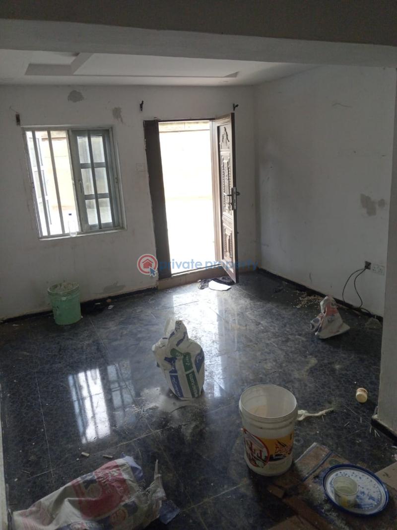 2 bedroom Block Of Flats For Rent Olowora Magodo Olowora Ojodu Lagos - 1