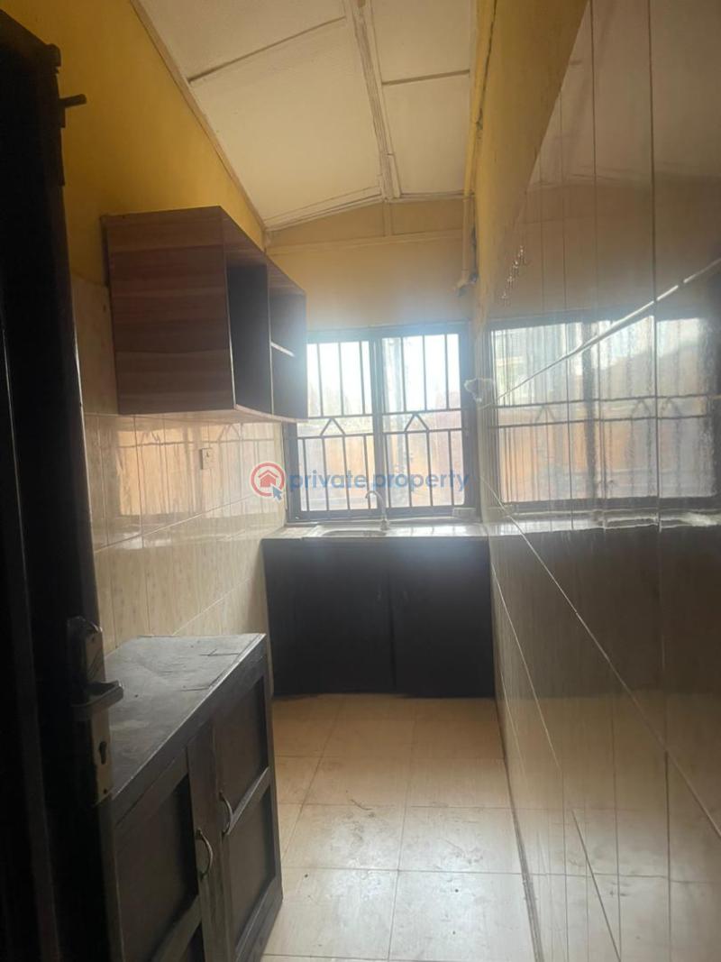 2 bedroom Block Of Flats For Rent Unilag Estate Magodo Phase 1 Magodo Kosofe/Ikosi Lagos - 3