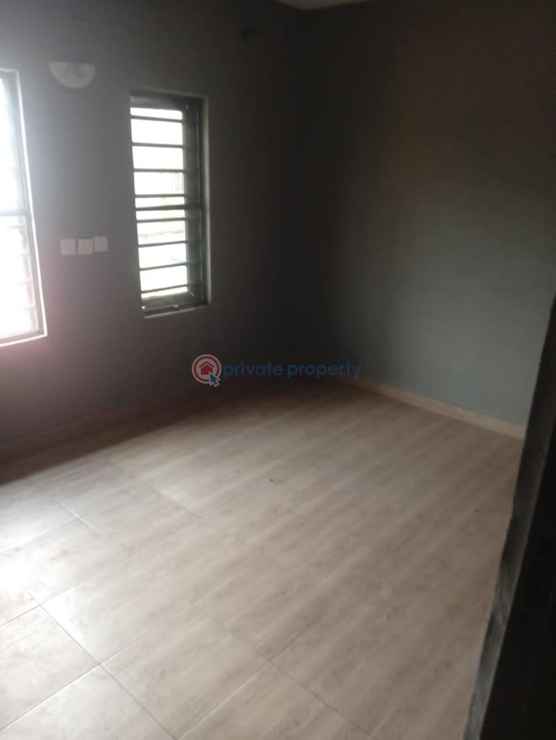 2 bedroom Block Of Flats For Rent Oyebanjo Solarin Street Ketu Lagos. Alapere Kosofe/Ikosi Lagos - 5