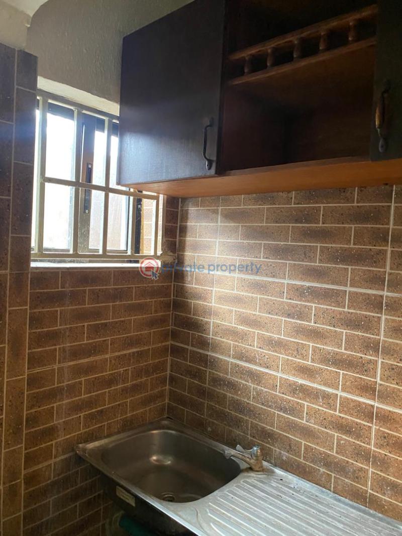 2 bedroom Block Of Flats For Rent Off Lawanson/ojuelegba Road Ojuelegba Surulere Lagos - 2