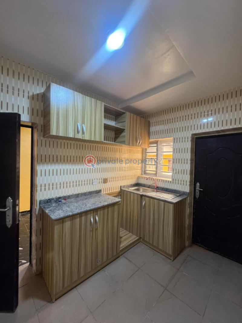 2 bedroom Block Of Flats For Rent Kolapo Ishola Gra, Akobo, Ibadan Akobo Ibadan Oyo - 3