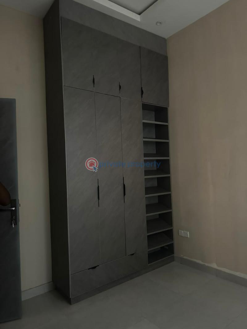 2 bedroom Flat & Apartment For Sale Awuse Estate Opebi Ikeja Lagos - 7