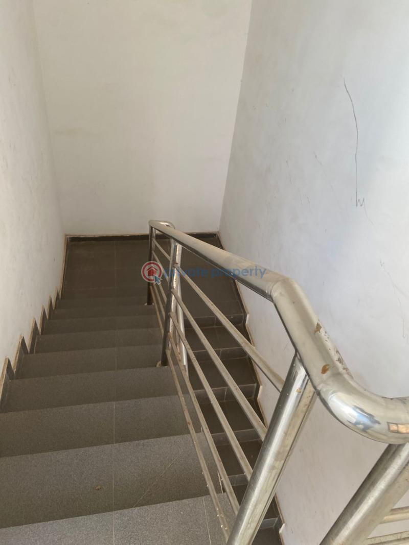 2 bedroom Block Of Flats For Rent Oore Estate, Around Heritage Estate, Akala Express, Oluyole Extension, Ibadan Akala Express Ibadan Oyo - 1