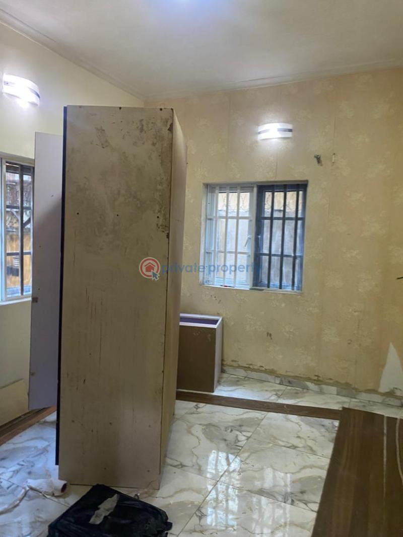 2 bedroom Block Of Flats For Rent Magodo Phase 1 Gra Area Magodo Kosofe/Ikosi Lagos - 2